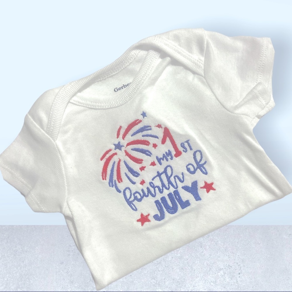 Babys first Fourth of July patriotic onesie bodysuit